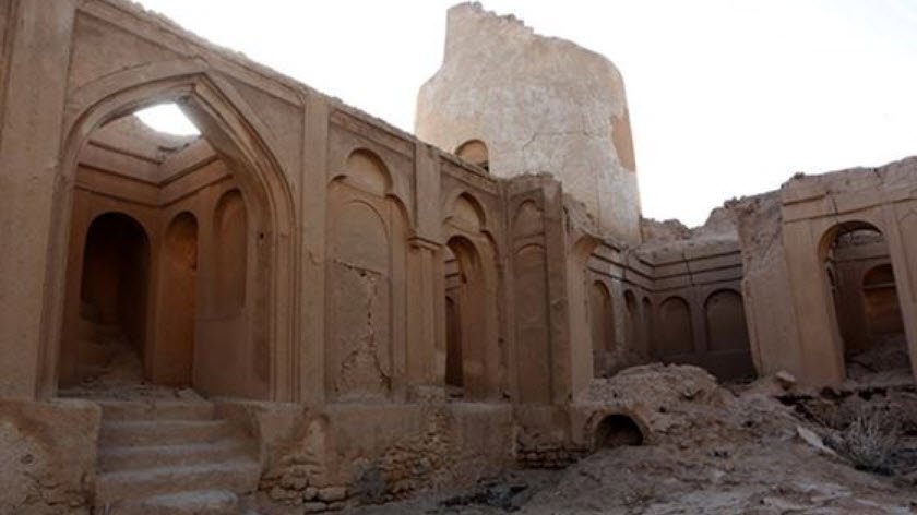 Liravi Castle, Iran